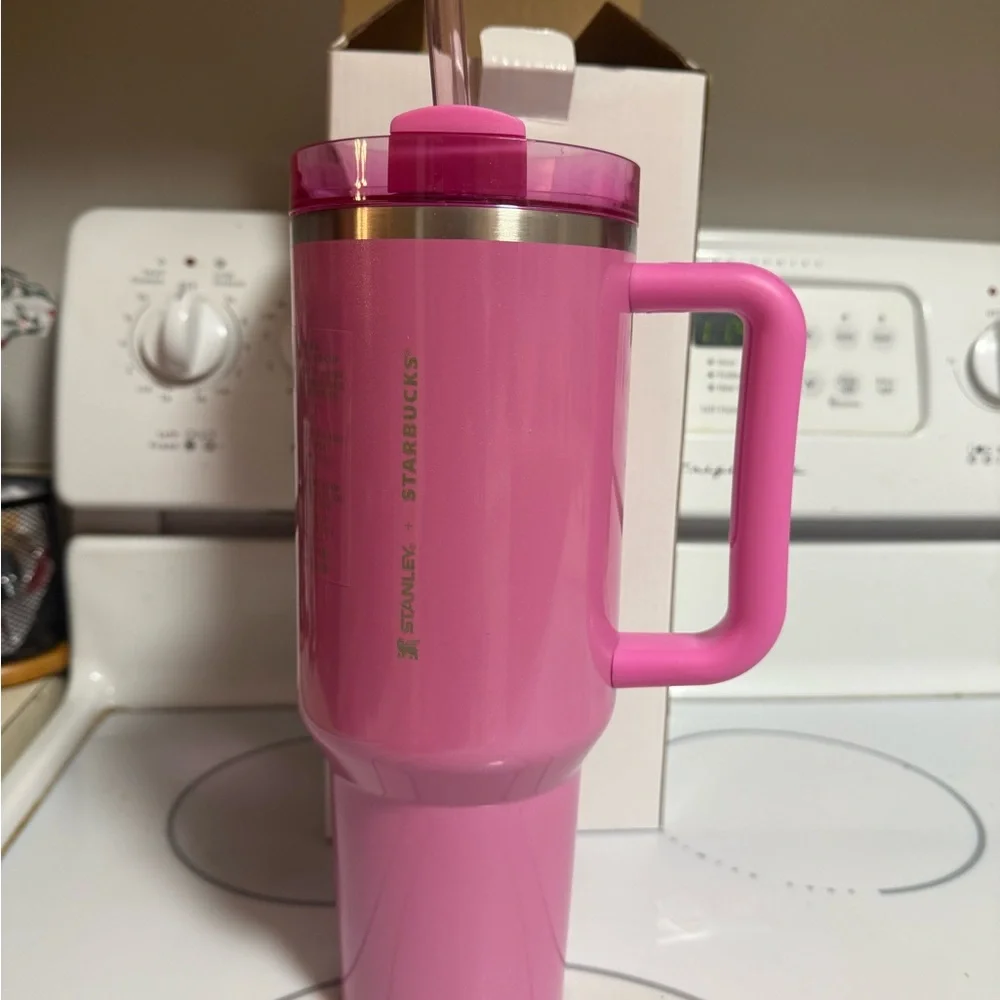 Stanley Pink Travel Mug with Handle - Picture 1 of 5
